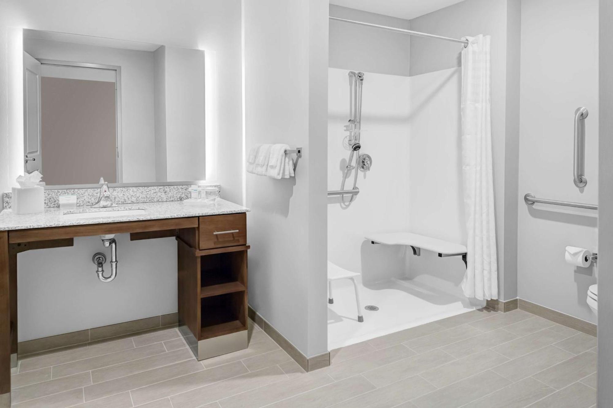 Homewood Suites By Hilton Wauwatosa Milwaukee Extérieur photo