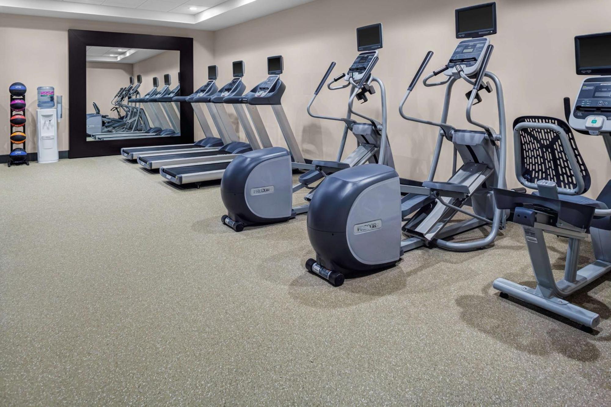 Homewood Suites By Hilton Wauwatosa Milwaukee Extérieur photo