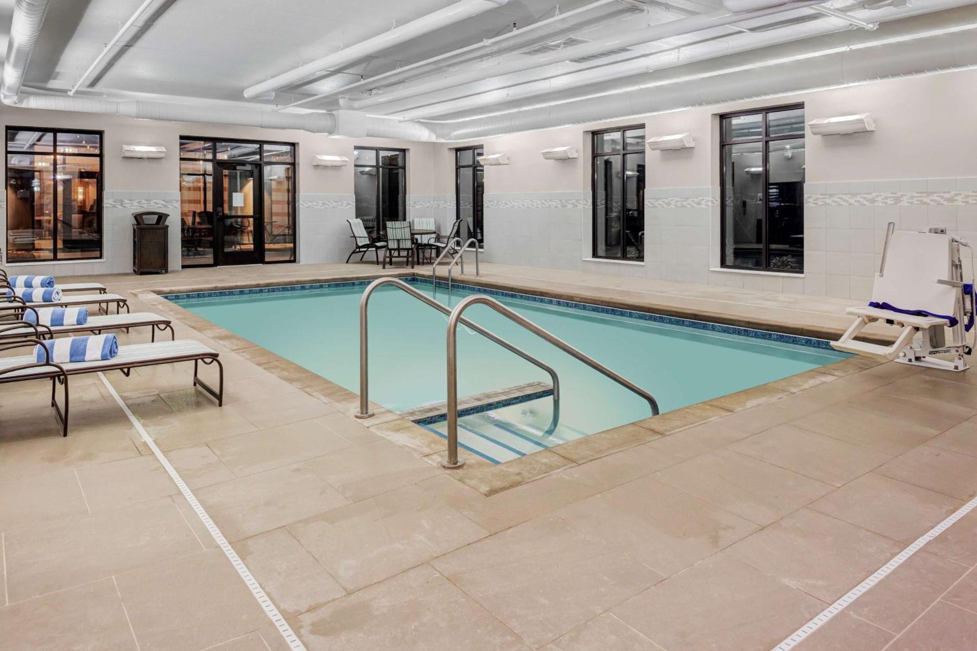 Homewood Suites By Hilton Wauwatosa Milwaukee Extérieur photo